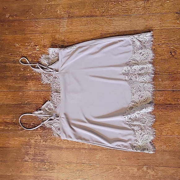 NWOT Express Lace Taupe Tank S - Picture 4 of 4